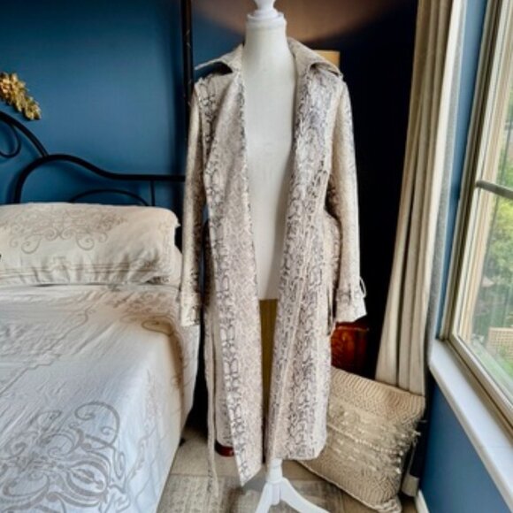 Avec Les Filles Snake Print Heavy Double Breasted Trench Coat NWOT - Picture 10 of 16